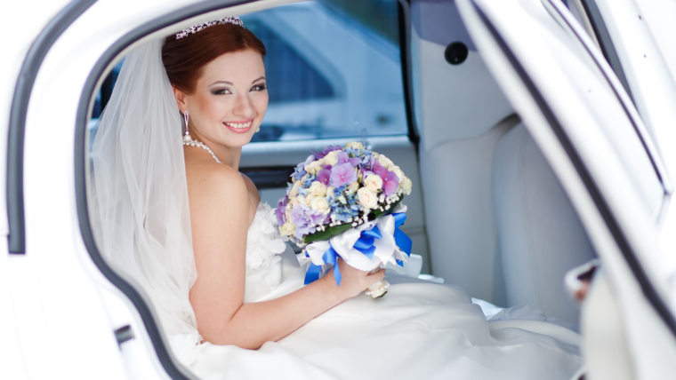 Wedding shuttle or bridal party vehicle at South Florida wedding venue